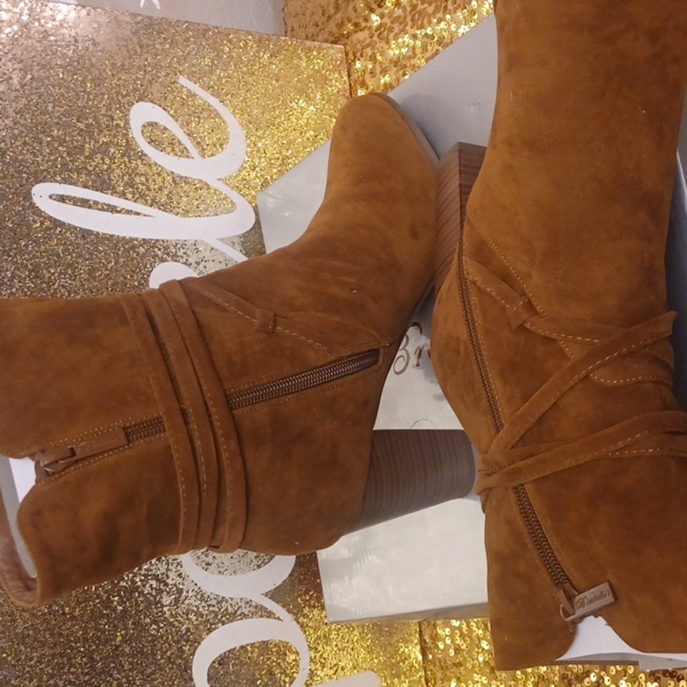 Faux Suede boots - Picture 3 of 4